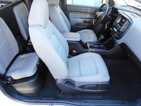 Used 2016 Chevrolet Colorado W/T w/ WT Convenience Package AWD/4WD image 25