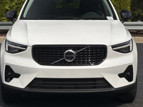 Used 2026 Volvo XC40 B5 Ultra w/ Protection Package Premier AWD/4WD image 19