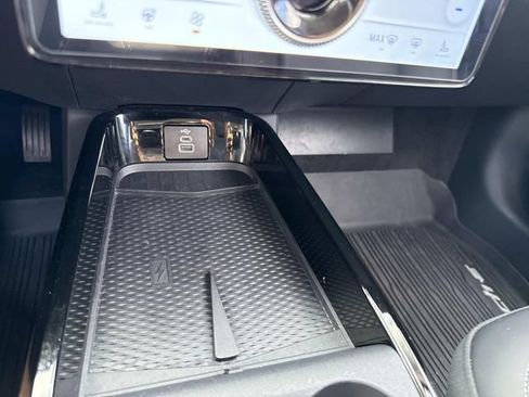 Used 2025 Ford Mustang Mach-E Premium AWD/4WD image 38