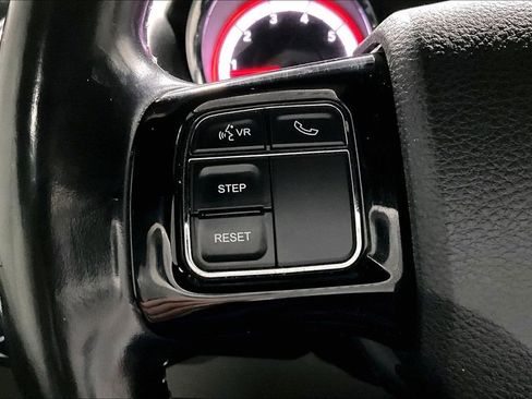 Used 2020 Dodge Grand Caravan SXT image 11