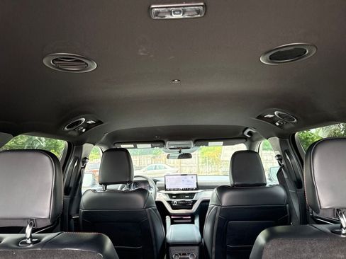 Used 2025 Ford Explorer ST-Line AWD/4WD image 14