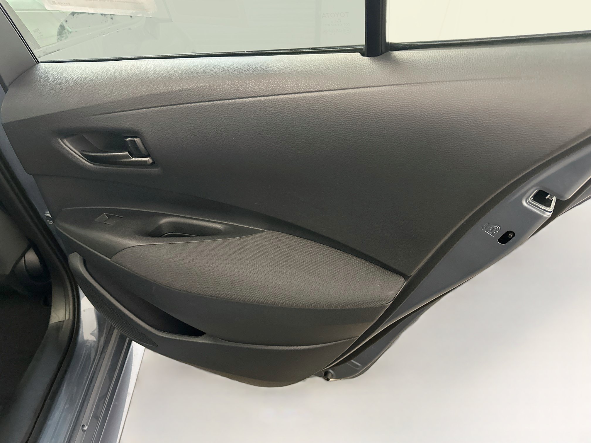 Used 2026 Toyota Corolla LE FWD image 31