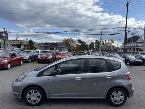 Used 2010 Honda Fit image 5