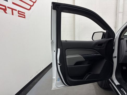 Used 2019 GMC Canyon 2WD Crew Cab image 35