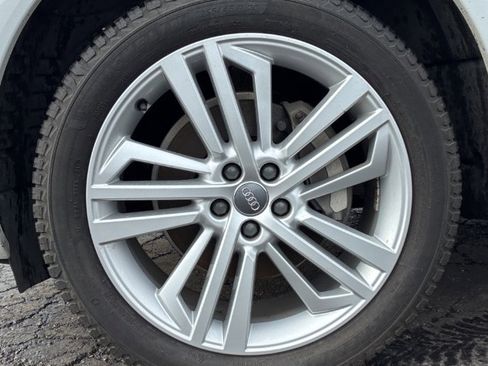Used 2018 Audi Q5 2.0T Premium Plus w/ Premium Plus Package image 10