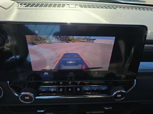 Used 2023 Chevrolet Colorado LT w/ LT Convenience Package image 21