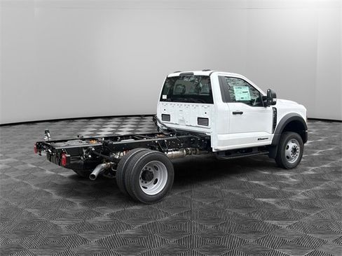 New 2026 Ford F550 4x4 Regular Cab Super Duty w/ XL Chrome Package image 5