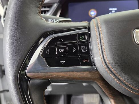 Used 2023 Jeep Grand Cherokee Summit w/ Adv Protech Group IV AWD/4WD image 18