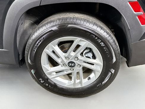 Certified 2025 Hyundai Tucson SE AWD/4WD image 33