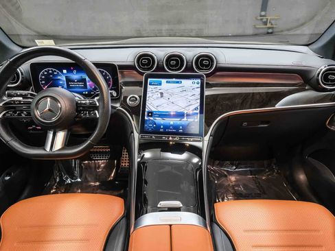 Used 2023 Mercedes-Benz GLC 300 image 15