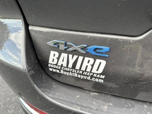 New 2022 Jeep Grand Cherokee Limited 4xe w/ Luxury Tech Group II image 7