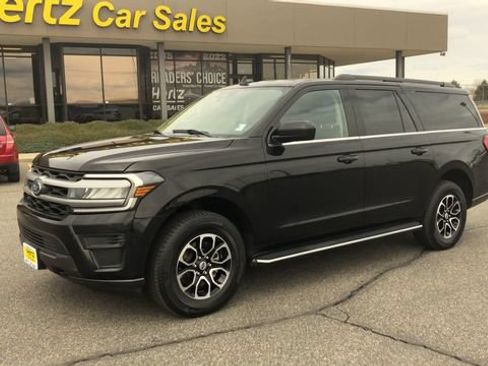 Used 2023 Ford Expedition Max XLT AWD/4WD image 4