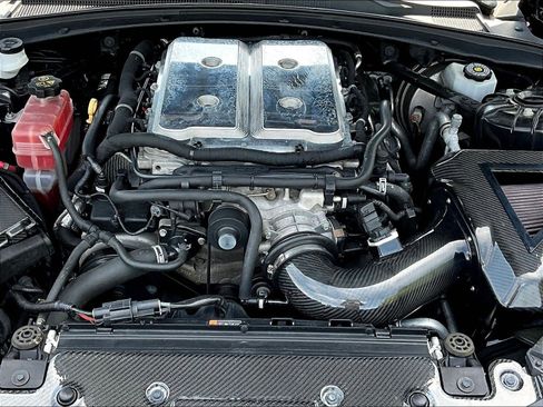 Used 2017 Chevrolet Camaro ZL1 RWD image 25