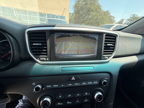 Used 2021 Kia Sportage LX FWD image 14