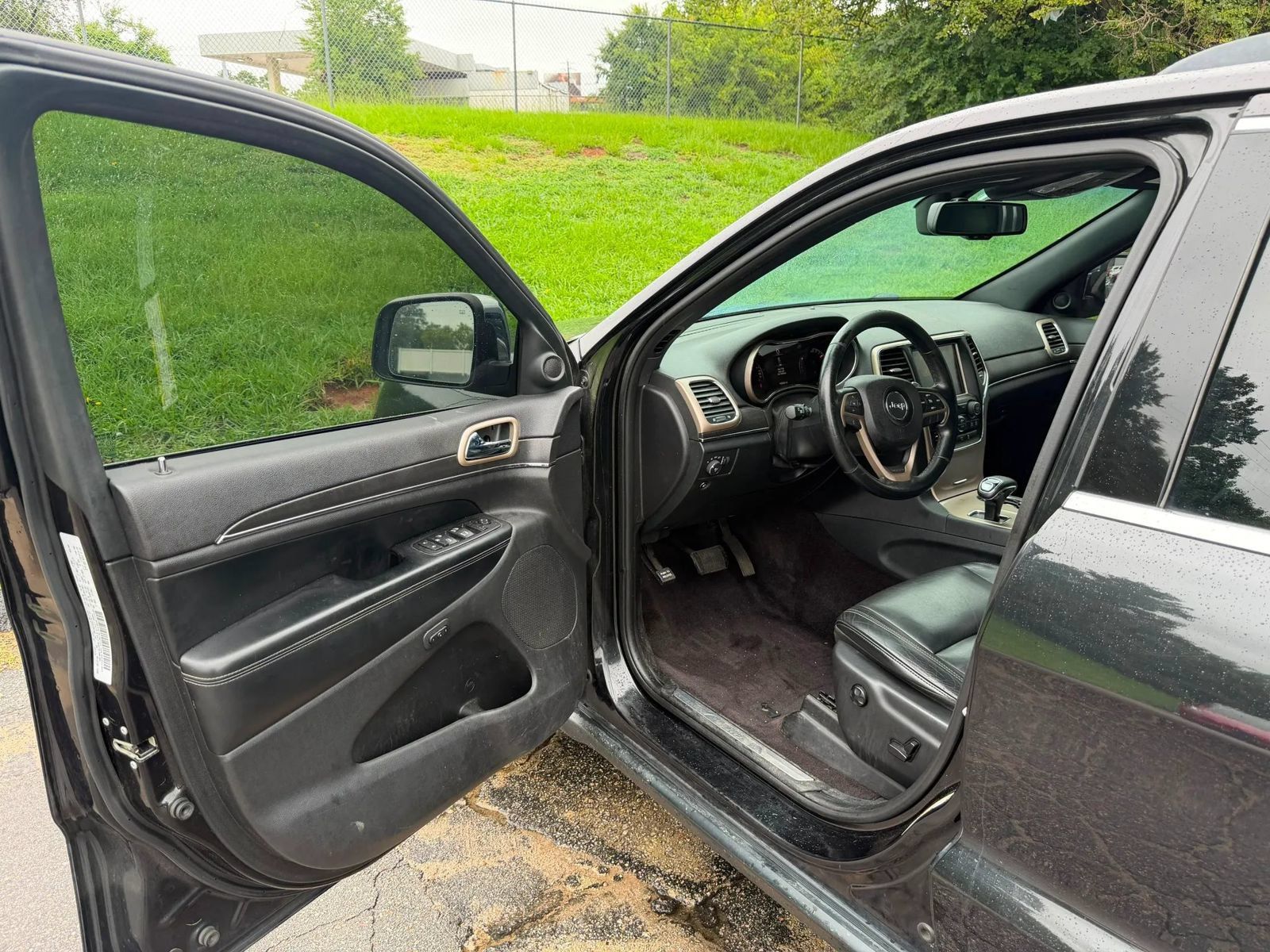 Used 2015 Jeep Grand Cherokee Limited AWD/4WD image 12