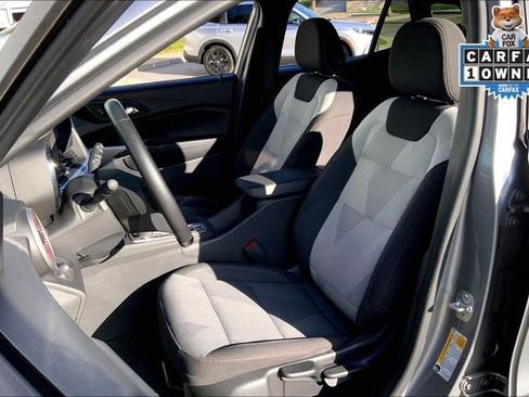 Used 2024 Chevrolet Trax RS w/ Driver Confidence Package image 24