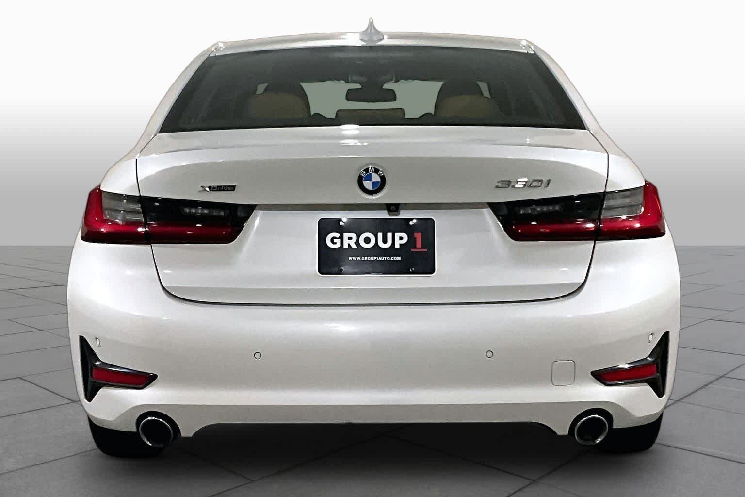 Used 2020 BMW 330i xDrive Sedan w/ Convenience Package AWD/4WD image 4