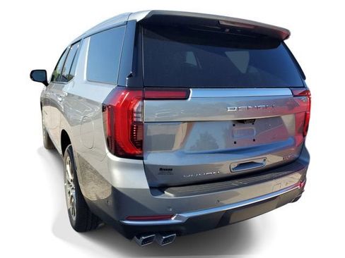 New 2026 GMC Yukon Denali w/ Denali Reserve Package image 4