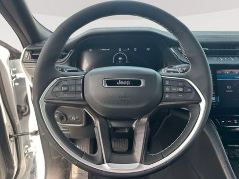 New 2026 Jeep Grand Cherokee Altitude AWD/4WD image 16