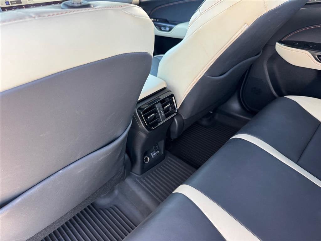 Used 2023 Lexus NX 350h AWD image 17