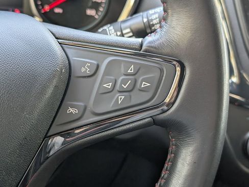 Used 2022 Chevrolet Equinox RS w/ RS Leather Package image 29