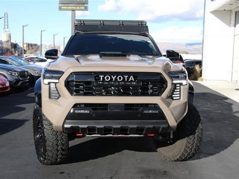 Used 2025 Toyota Tacoma TRD Pro image 3