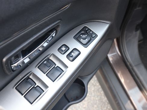 Used 2024 Mitsubishi Outlander Sport AWD image 25