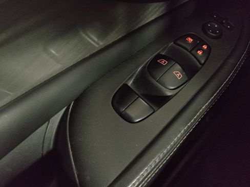 Used 2018 Nissan Murano SV image 27