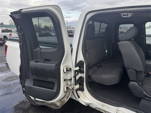 Used 2013 Nissan Titan SV image 16