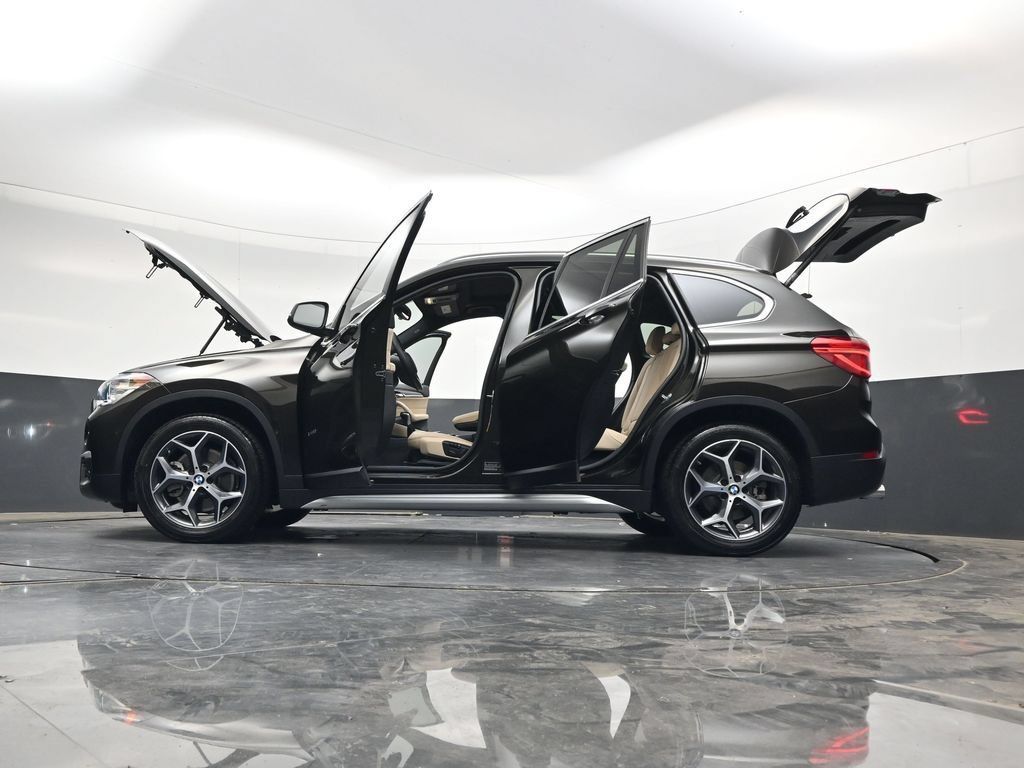 Used 2017 BMW X1 xDrive28i AWD/4WD image 45