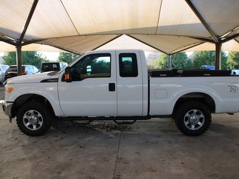 Used 2014 Ford F250 XL w/ Power Equipment Group image 4