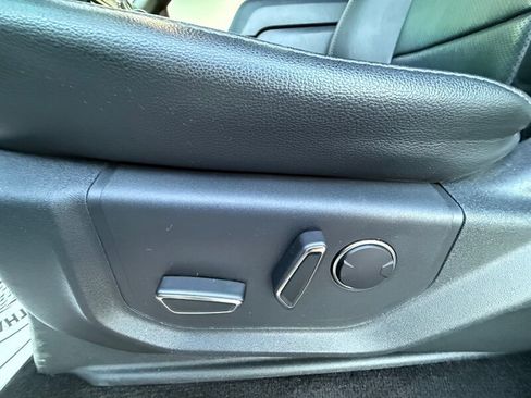 Used 2018 Ford F150 Raptor w/ Equipment Group 801A Mid image 32