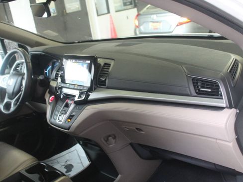 Used 2019 Honda Odyssey EX-L image 21