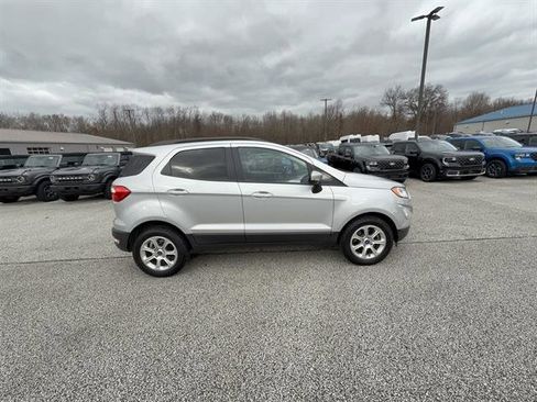 Used 2020 Ford EcoSport SE image 9