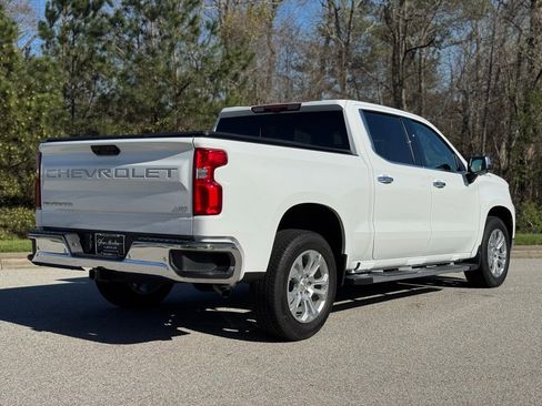 Used 2025 Chevrolet Silverado 1500 LTZ w/ Technology Package image 17