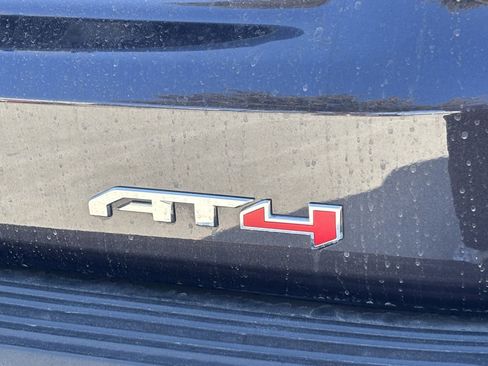 Used 2023 GMC Yukon AT4 w/ AT4 Premium Package image 7