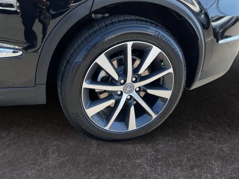 Used 2025 Acura MDX SH-AWD w/ Technology Package image 9