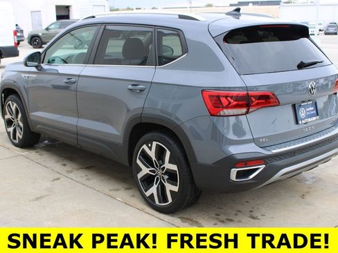 Certified 2023 Volkswagen Taos SEL AWD/4WD image 4