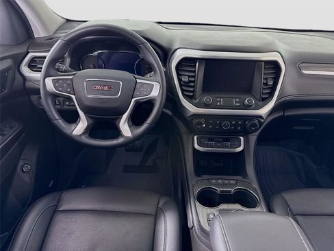 Used 2023 GMC Acadia SLT w/ Technology Package image 2