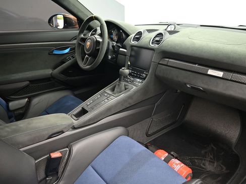 Certified 2023 Porsche 718 Cayman GT4 RS RWD image 12