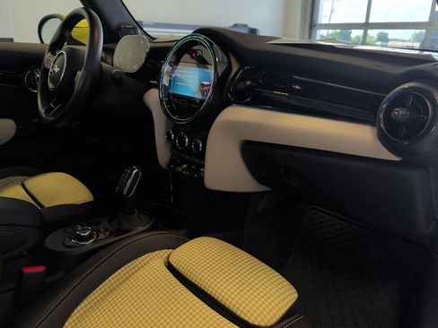 Used 2023 MINI Cooper SE FWD image 40