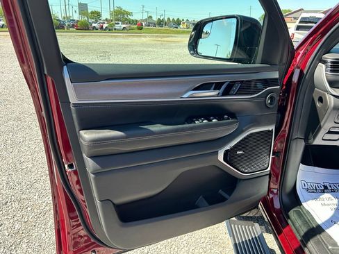 New 2026 Jeep Grand Wagoneer Limited AWD/4WD image 20