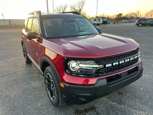 New 2025 Ford Bronco Sport Outer Banks w/ Outer Banks Tech Package+ image 2