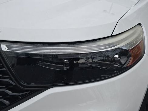 Used 2020 Ford Explorer ST w/ Premium Technology Package image 33