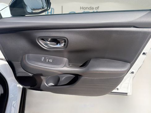 Certified 2024 Honda HR-V Sport image 32