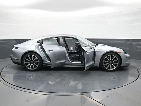 Certified 2020 Porsche Taycan 4S image 34