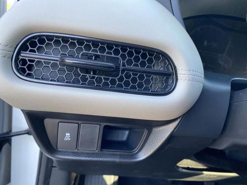 New 2026 Honda HR-V LX image 22