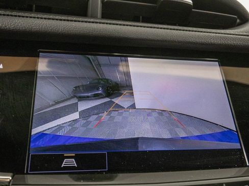 Used 2025 Cadillac XT6 Premium Luxury image 26