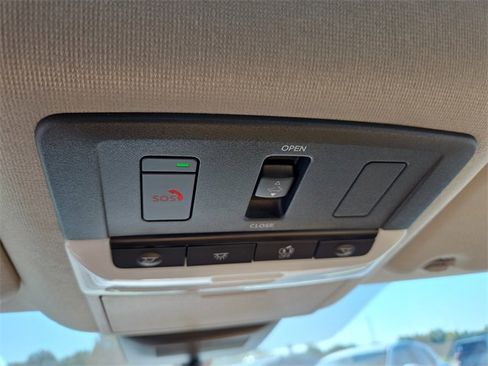 New 2025 Nissan Sentra SV w/ SV Premium Package image 25