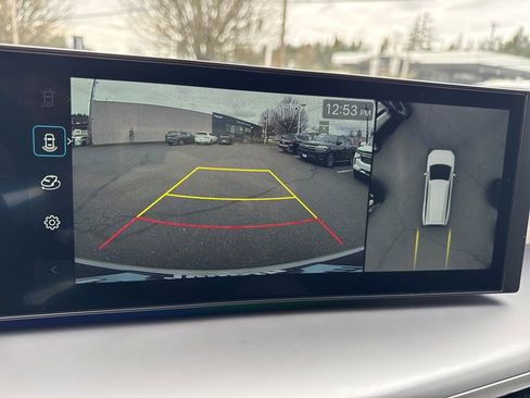 Used 2026 Hyundai Ioniq 9 Limited image 48